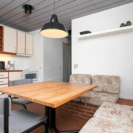 Vakantiehuis 6 Person Holiday Home In Blokhus