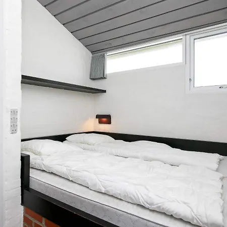 Vakantiehuis 6 Person Holiday Home In Blokhus *